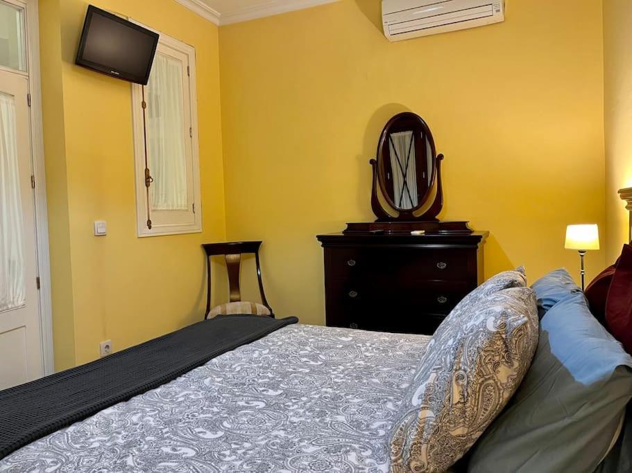 Apartamento Suite Alameda De Hercules Sevilla Eksteriør billede