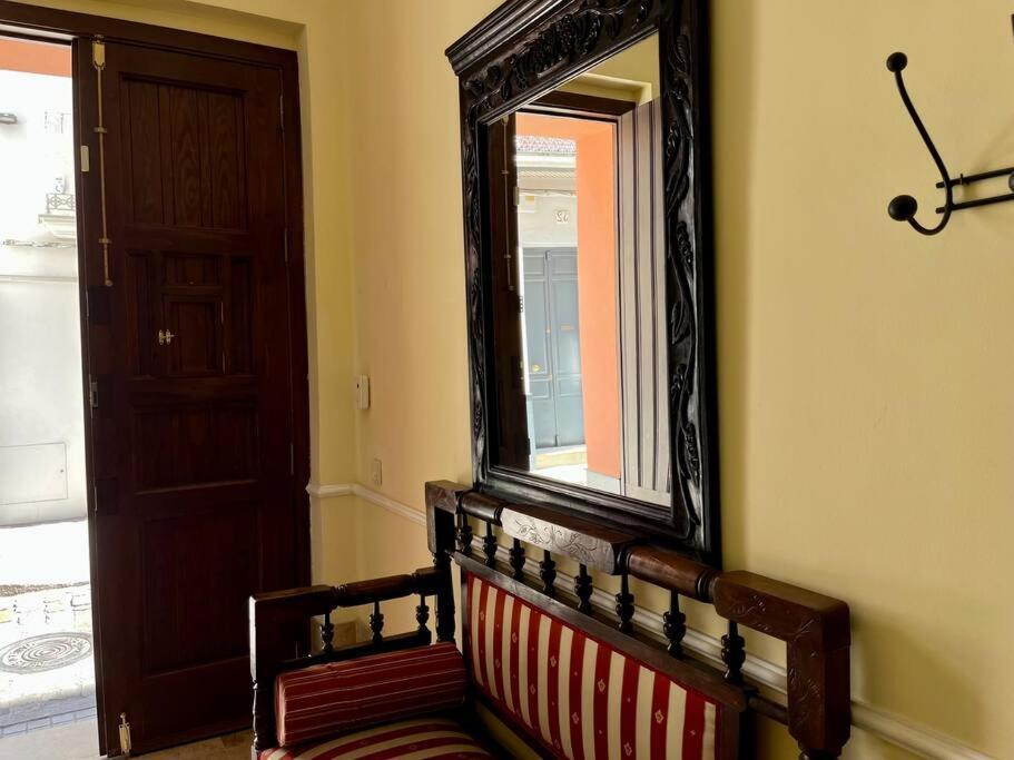 Apartamento Suite Alameda De Hercules Sevilla Eksteriør billede