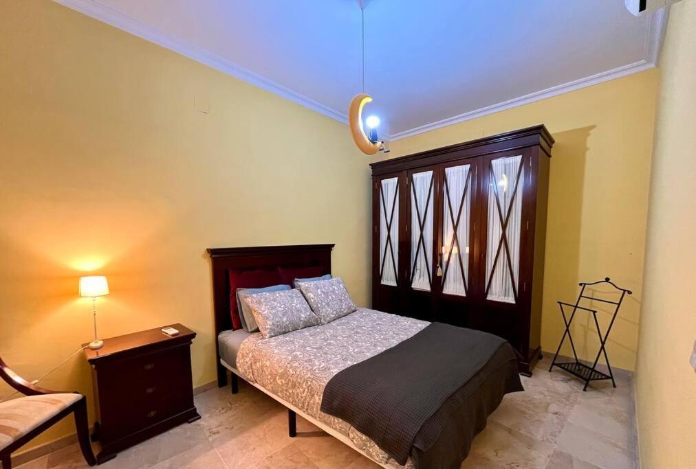 Apartamento Suite Alameda De Hercules Sevilla Eksteriør billede